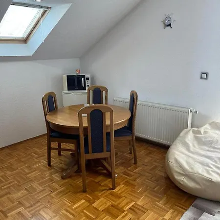 Curkovic * Kupres (Canton 10)