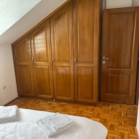 Daire Curkovic Kupres (Canton 10)