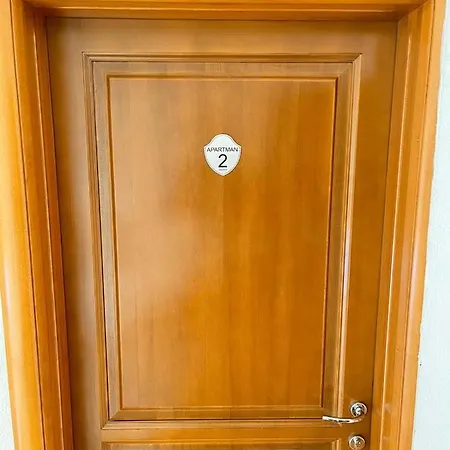 Curkovic 아파트 *